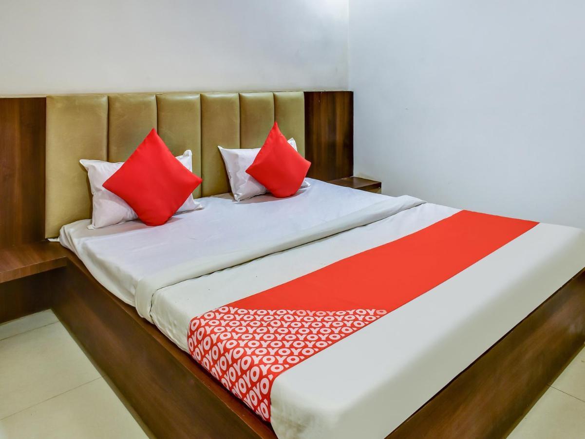 Oyo 78471 Hotel Platinum Bilāspur Eksteriør bilde